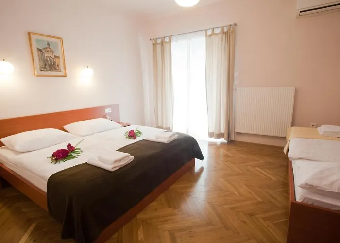 Alo Apartments Vila Klara